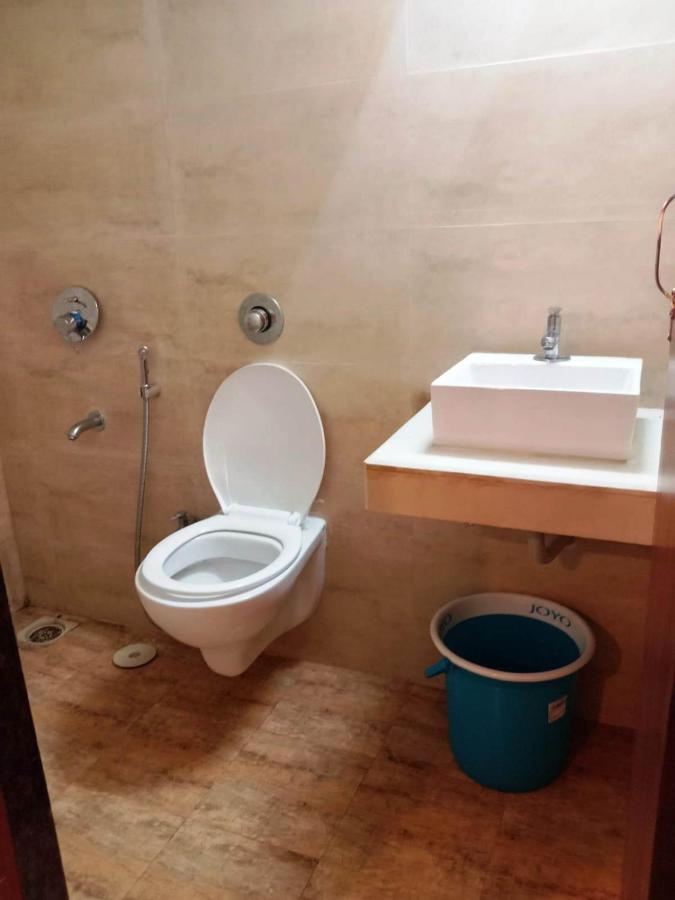 Sai Deep Lodging Nová Bombaj Exteriér fotografie